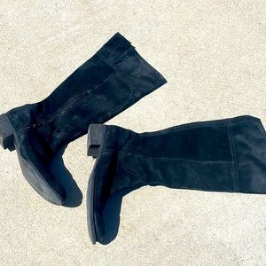 Women’s knee black suede boots